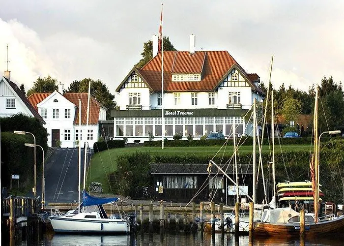 Troense Hotel